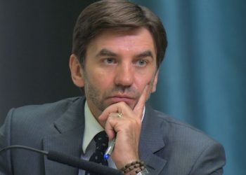 Росимущество выставило на торги московские квартиры Михаила Абызова