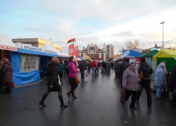 Больше 20 фур из Белоруссии займут на неделю главную площадь Новосибирска