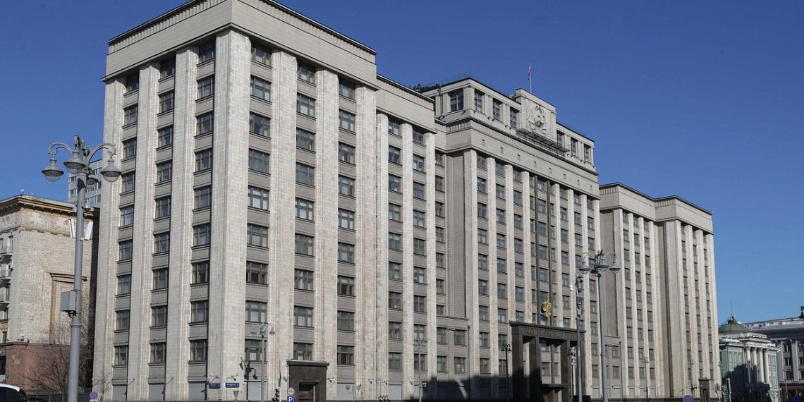 Поправки об электронных повестках в военкомат Госдума рассмотрит 11 апреля