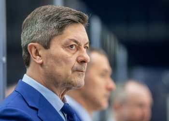 Андрей Мартемьянов покидает пост главного тренера ХК «Сибирь»