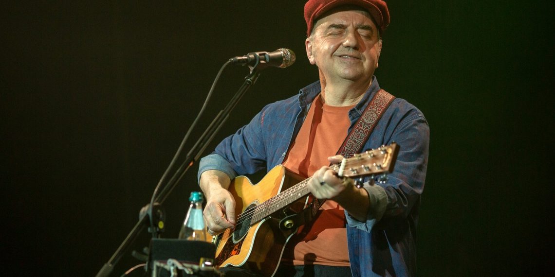 Лидер группы «Чайф» Владимир Шахрин назвал Новосибирск пыльным и красивым