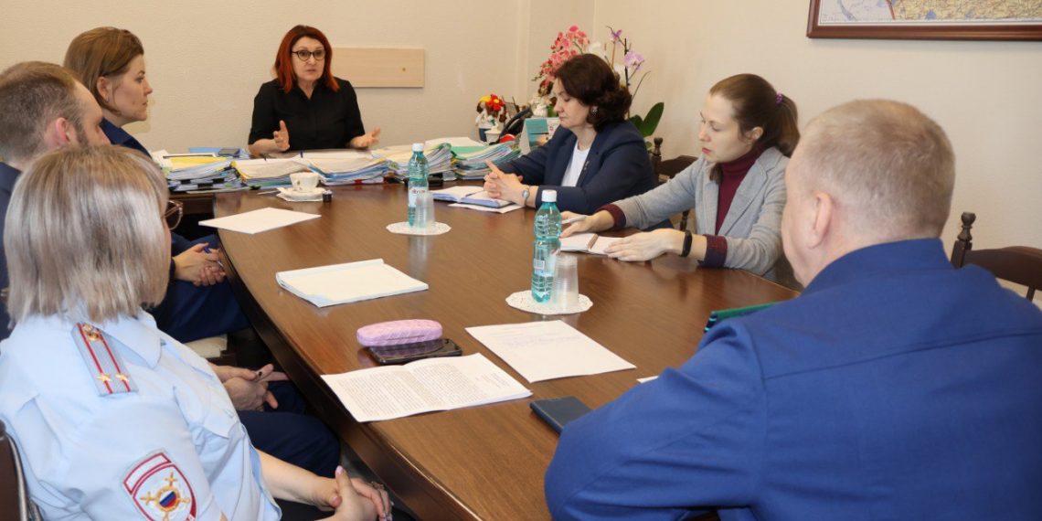 Омбудсмен Болтенко предложила Минобру варианты завершения забастовки третьеклассников в Новосибирске