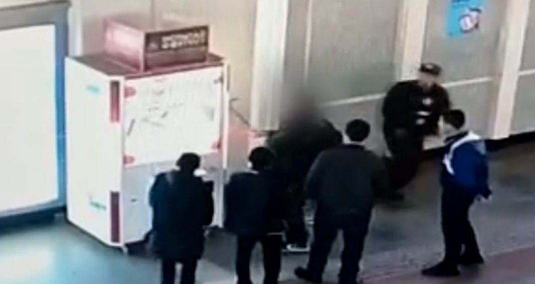 Самого невезучего вора задержали в Новосибирске: его обманул игровой автомат