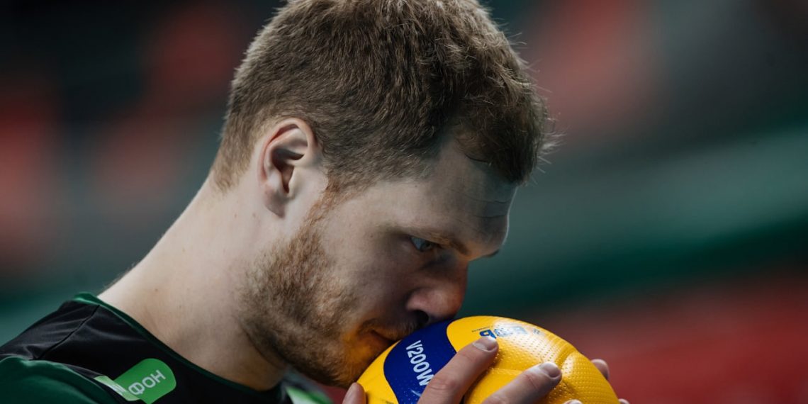 Новосибирский «Локомотив» обыграл «Белогорье» и попал в полуфинал Чемпионата России