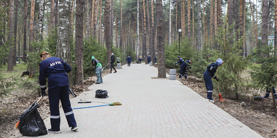 АО «РЭС» проводит экологические акции в честь 90-летия электросетей