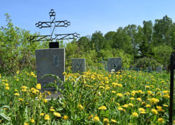 Рытьё могил и кремация подорожали в России