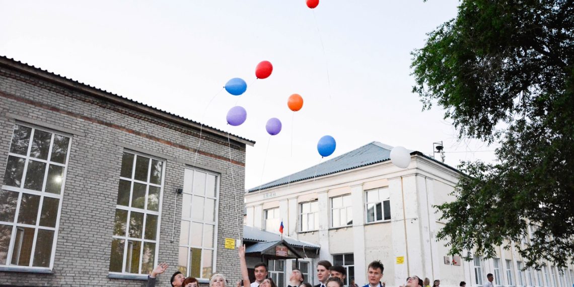 Общегородской выпускной в Новосибирске пройдет на Михайловской набережной 23 июня
