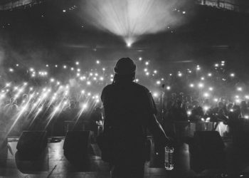 Власти намерены сажать рэперов за треки про наркотики