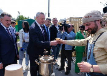 Мощное предпринимательское сообщество помогает развиваться экономике региона: Губернатор поблагодарил представителей МСП за работу