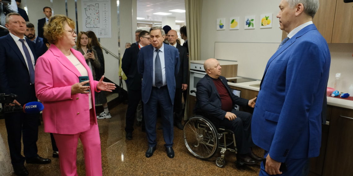 Андрей Травников: в филиале госфонда «Защитники Отечества» созданы все условия для помощи бойцам и членам их семей