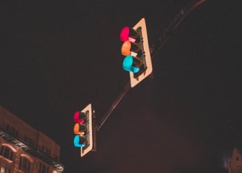 Новосибирские ученые разработали «умный светофор»