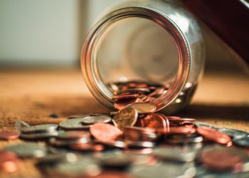 В Госдуме предложили увеличить стипендии в вузах до уровня МРОТ