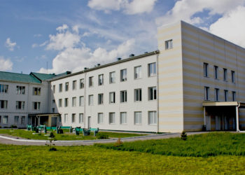 Просроченной молочной смесью кормили детей в Коченевской ЦРБ