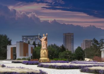 Памятник Николаю Чудотворцу установят возле Вознесенского собора в Новосибирске