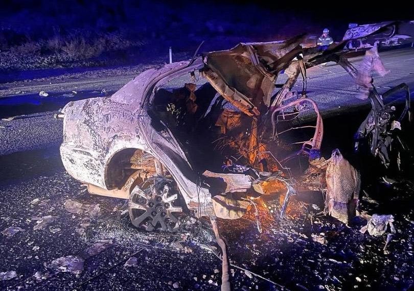 Шесть человек погибли при столкновении трех автомобилей в сибирском регионе