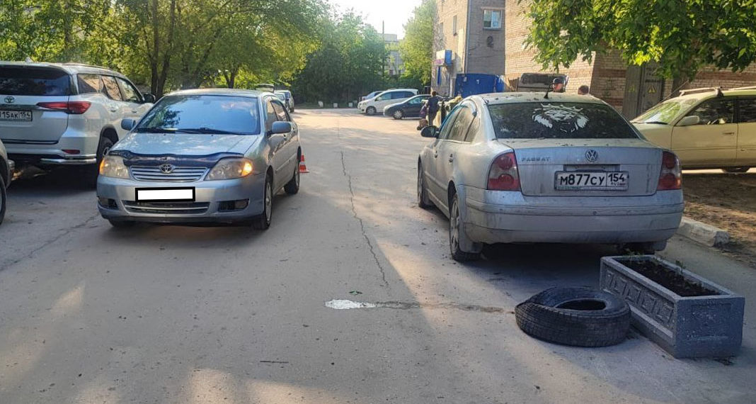 В Новосибирске иномарка сбила 5-летнего мальчика на велосипеде