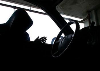 Новосибирским автолюбителям дали рекомендации по защите машин от угонщиков и грабителей