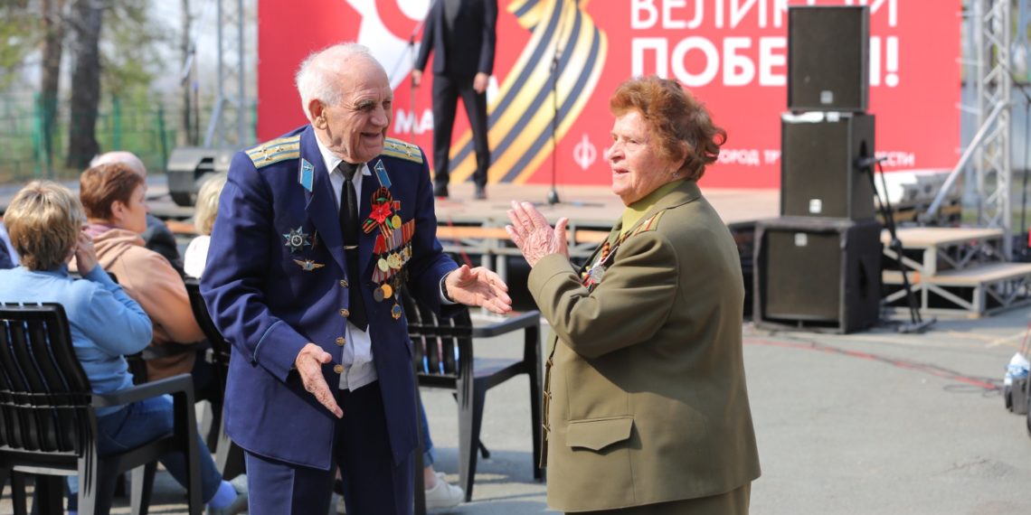 «Сад памяти», творческие выступления, мастер-классы: как в «Обских зорях» отметили День Победы