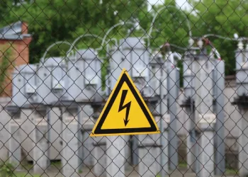 В Новосибирске из-за непогоды без электричества осталось более 18 тысяч человек