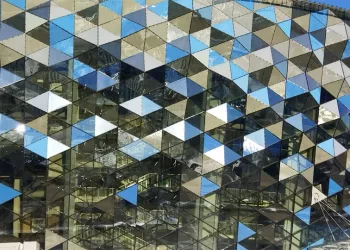 Стала известна дата первой игры на новом ЛДС