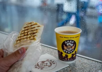 Сеть закусочных «Дядя Денер» признали банкротом