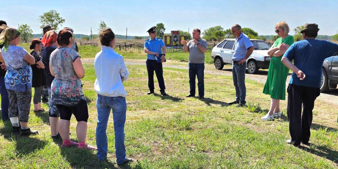 В поселке под Новосибирском после вмешательства прокуратуры появилась вода