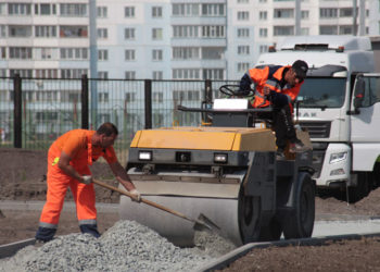 Больше ста тротуаров отремонтируют в Новосибирске — каждый пятый объект в Ленинском районе