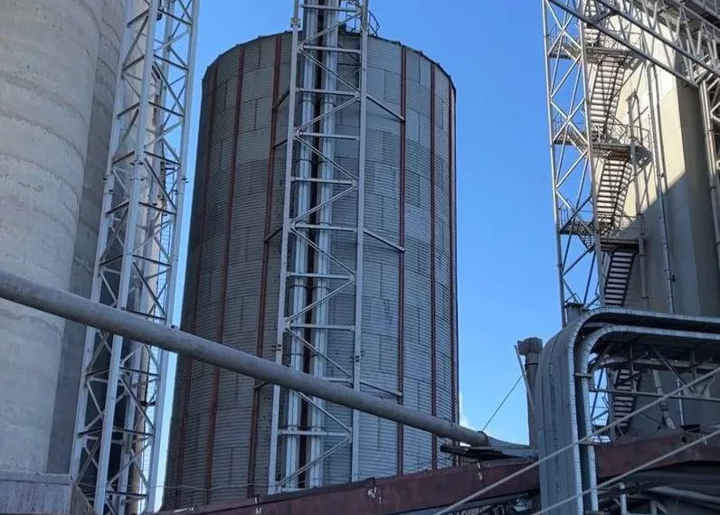 Новосибирскую пивоваренную компанию оштрафовали за загрязнение воздуха