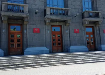 Высшим чиновникам мэрии Новосибирска ограничили премии