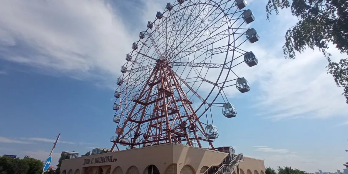 Заложники колеса обозрения на Михайловской набережной рассказали подробности аварии