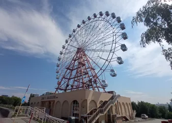 Заложники колеса обозрения на Михайловской набережной рассказали подробности аварии