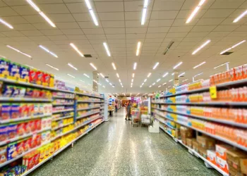 Восемь из десяти жителей Новосибирска не готовы платить лицом