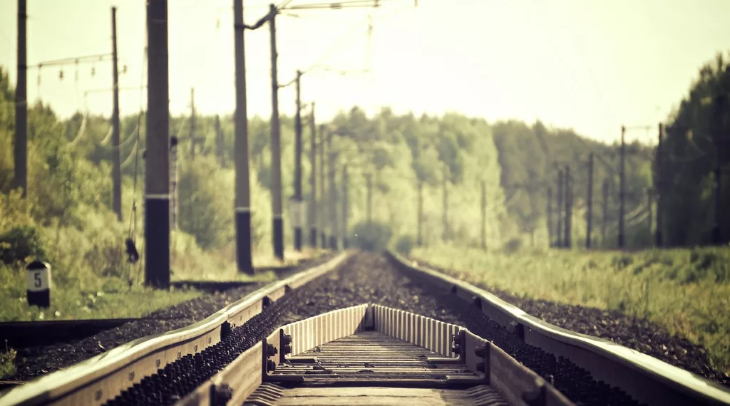 В Новосибирской области электричка сбила 16-летнюю девушку