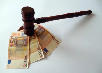 Ученая из Новосибирска получила штраф за неправильную перевозку ДНК исчезающих животных