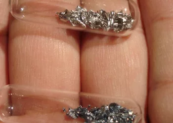 Новосибирец продает один из самых редких металлов в мире за 2,9 млрд рублей