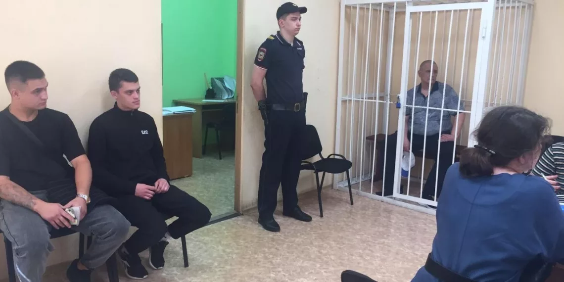 Главаря банды налётчиков на букмекерские конторы оставят в СИЗО до Нового года