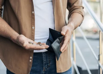 Средний размер микрозаймов в РФ снизился до 9,42 тысяч рублей