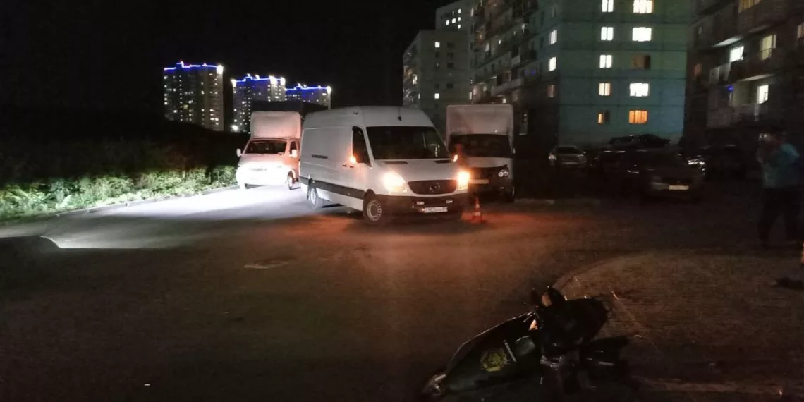 Водитель сбил несовершеннолетнего мопедиста в Кировском районе