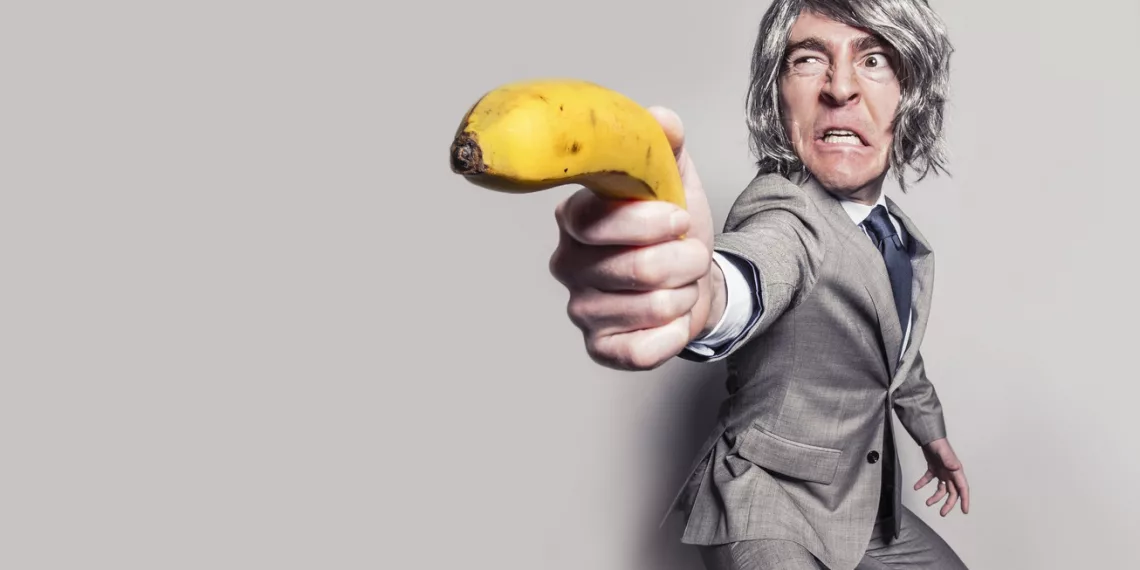 Молодые люди устроили драку с перестрелкой в Заельцовском районе