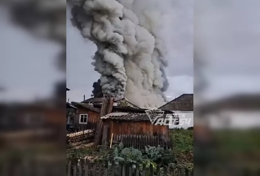 В посёлке Маслянино Новосибирской области загорелся склад