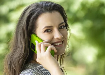 Улица имени легендарной поэтессы оказалась самой «качающей»