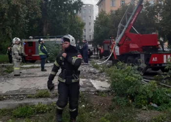 Пожаром в пятиэтажке на Богданке занялась прокуратура