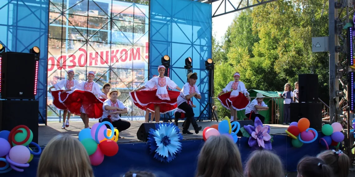 Большой праздник устроили местным жителям в день рождения жилого района Пашино