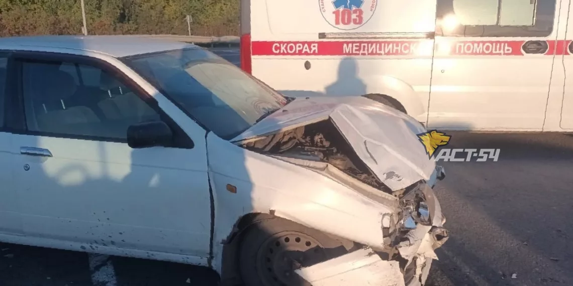 Два седана врезались друг в друга под Новосибирском