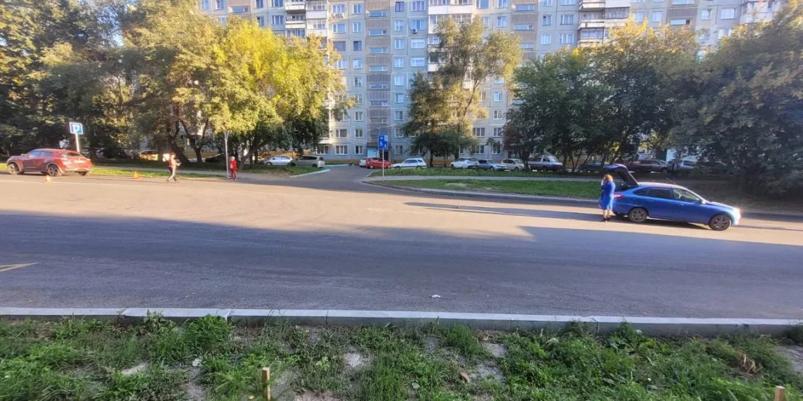 Пенсионерка на кроссовере врезалась в седан в Заельцовском районе