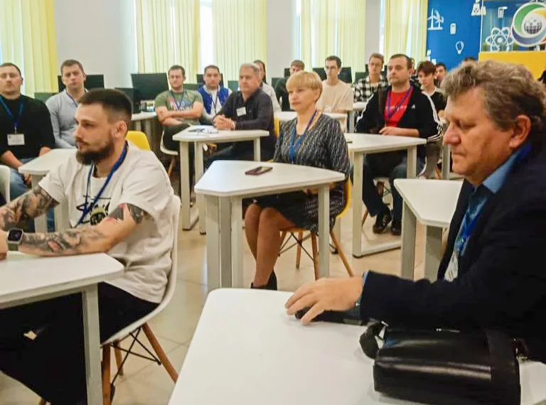Эксперты АО «РЭС» помогли определить лучших по профессии «Электрик»