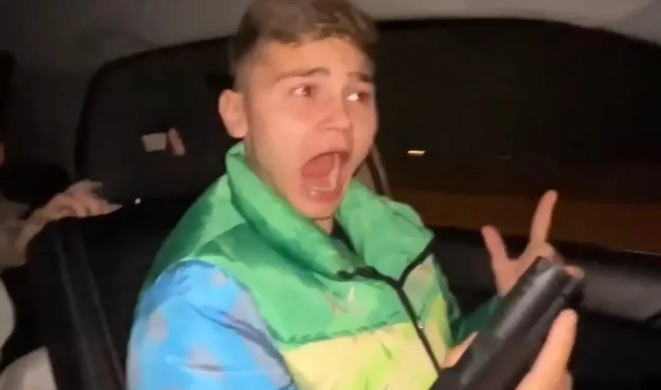 Новосибирском блогеру, устроившему стрельбу из машины, грозит до 7 лет колонии