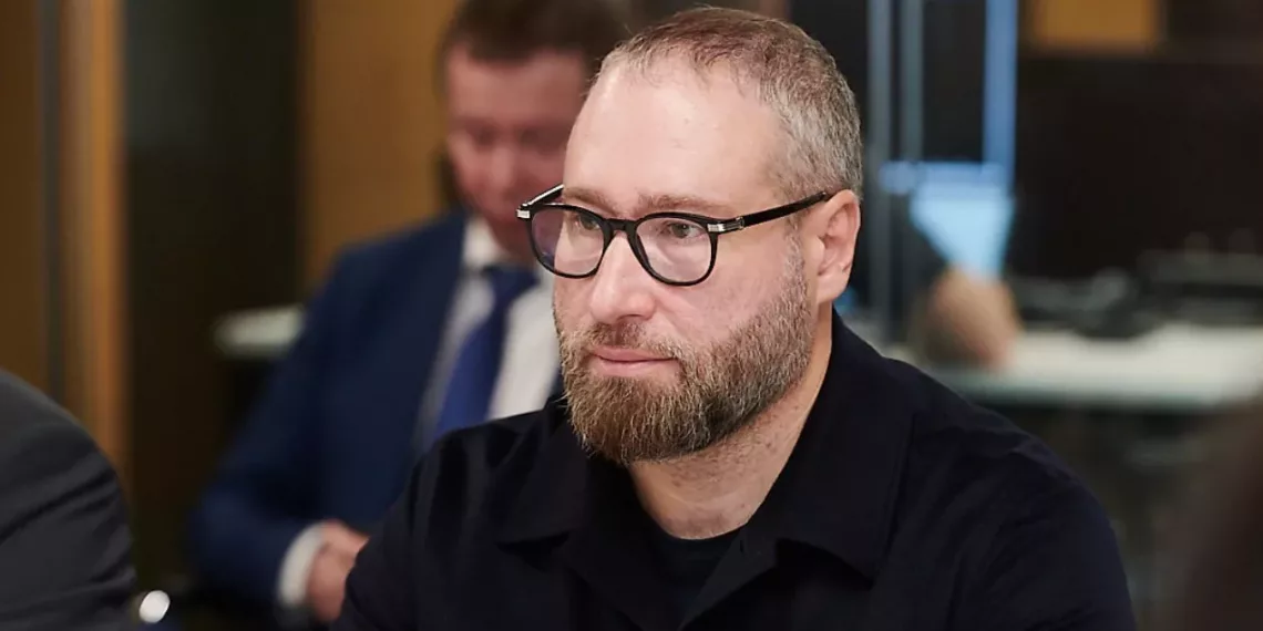 Депутат Госдумы заявил о необходимости убрать «Википедию» из результатов поиска