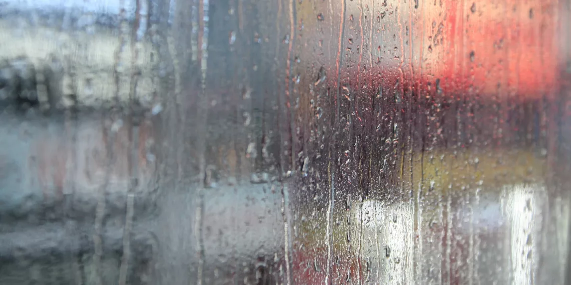 Ливень поставил новосибирские авто на паузу 10-балльными пробками