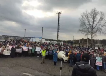 В Алтайском крае тысяча жителей вышли на митинг против строительства мусороперерабатывающего предприятия